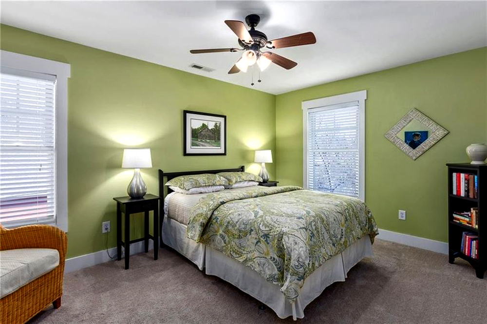 Bedroom Design with Lime-Green Walls and a Dash of Elegance