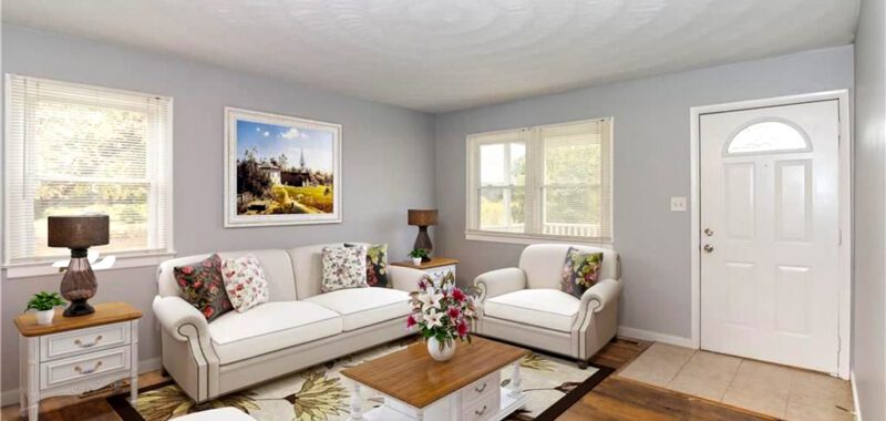 Vintage Living Room Design With White Sofa