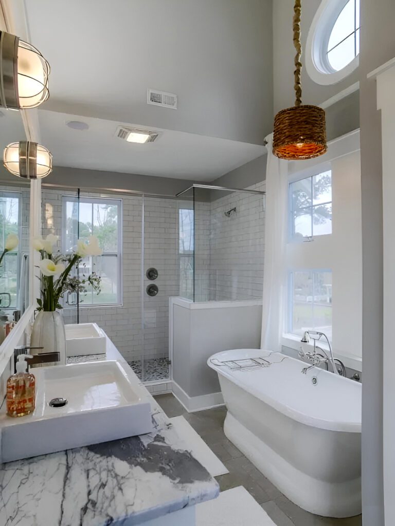 Bathroom Design with Natural Elements and Chic Luxury