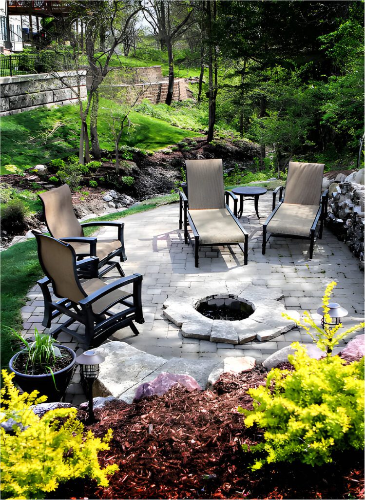 Modern and Natural Patio Design Inspiration