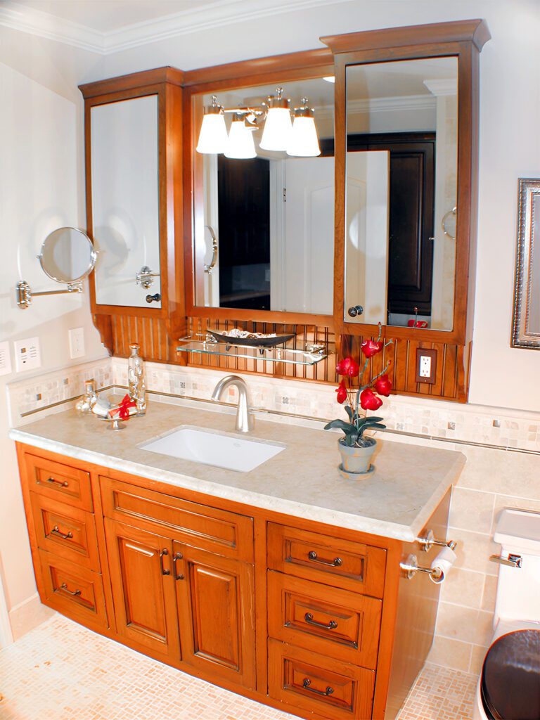Bathroom Vanity With 3 Mirrors